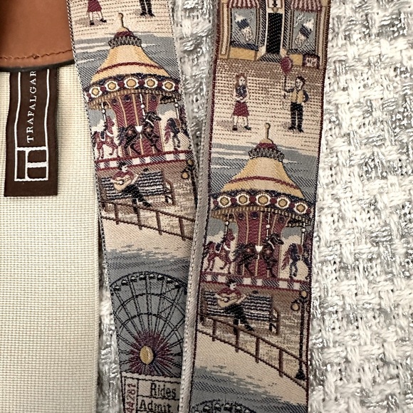 Trafalgar Silk Suspenders. Limited Edition and Gently Used - Picture 6 of 11